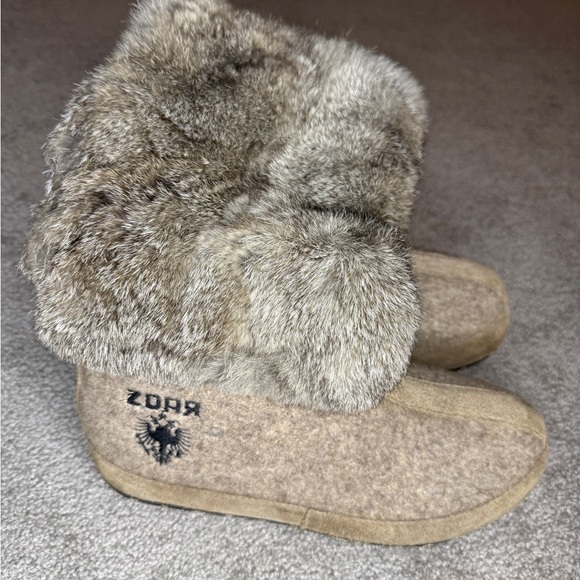 Zdar Women's extremely warm Winter Boots - Picture 2 of 12